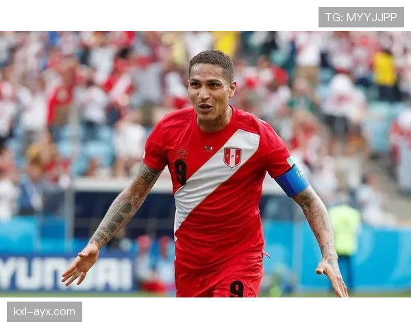 奥纳丘比甲金靴荣耀加冕：从平凡新星到传奇射手的蜕变之路