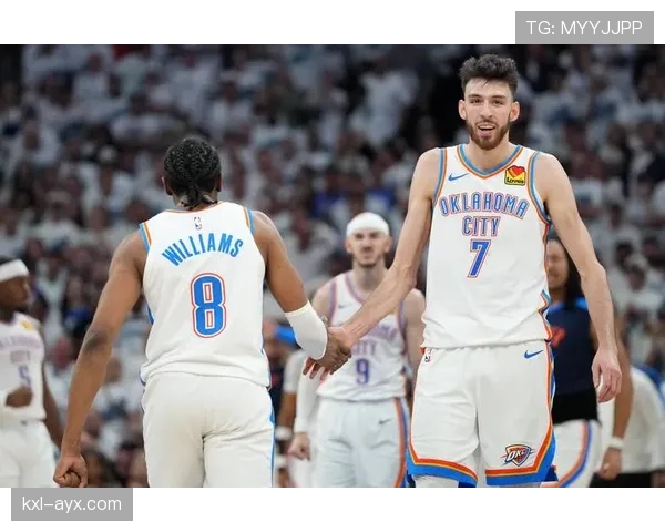 切特·霍姆格伦突破创造篮下机会效率超同期新秀显著提升