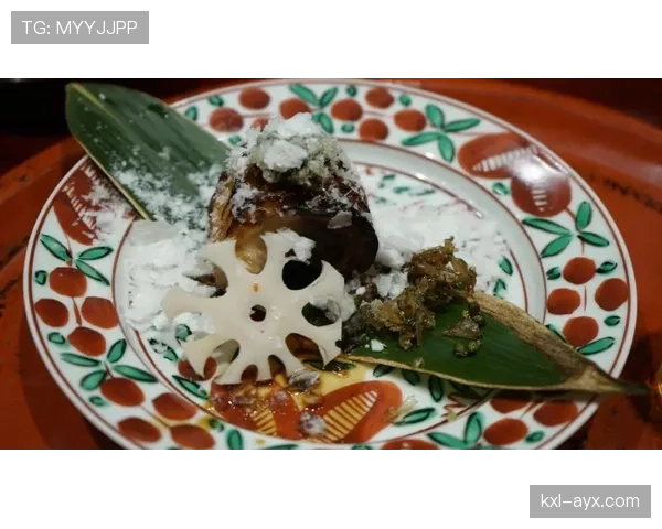 潘展乐训练完直接打车去吃人均3000的日料？