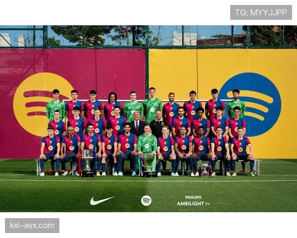 巴萨全队越踢越断线，整体表现波动对赛季走势形成制约